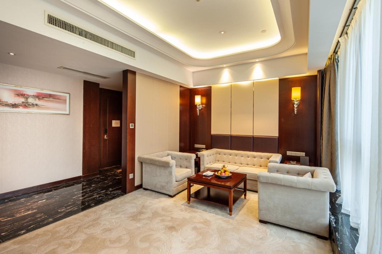 Wyndham Grand Plaza Royale Changsheng Jiangyin Eksteriør bilde